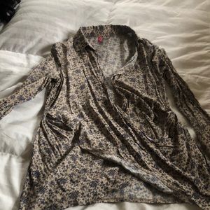 1 of a kind twisted blouse with gorgeous print